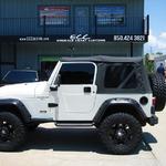 Jeep Wrangler with 18" XD Rockstar wheels and Nitto Trail Grappler tires.